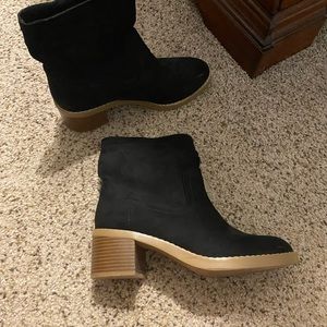 Loft size 8 ankle booties